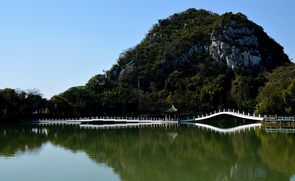 肇庆旅游景点大全排行榜（肇庆旅游必去十大景点）