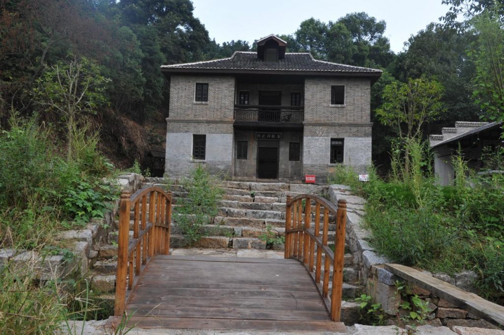 南昌旅游攻略必去景点（江西南昌十大旅游景点）