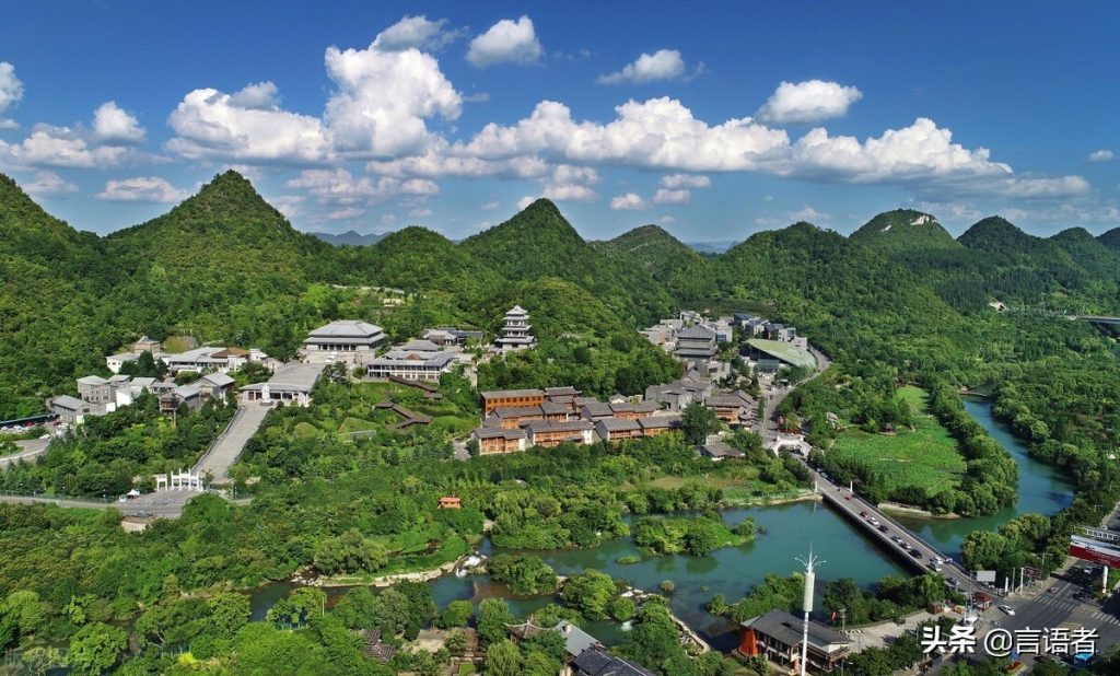贵阳旅游十大必去景点（贵阳旅游攻略必玩的景点大全）