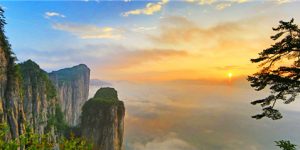 恩施最佳旅游时间是什么时候（恩施旅游几月份去最好）