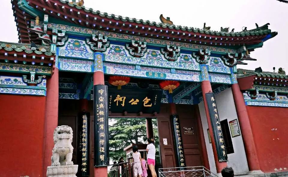 河南开封旅游景点大全景点排名(附:免费又好玩的地方) 河南开封旅游景点大全景点排名(附:免费又好玩的地方)