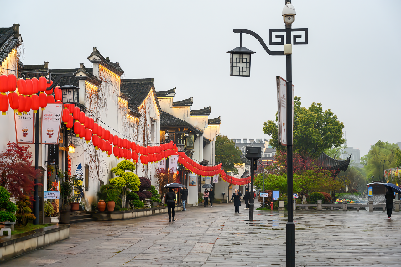衢州旅游景点哪里好玩?此处免费又适合晚上打卡! - 含鄱口