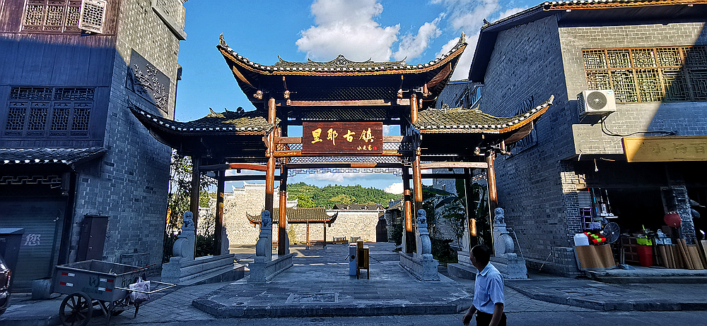 湖南湘西旅游必去十大景点（湘西景点排名大全）