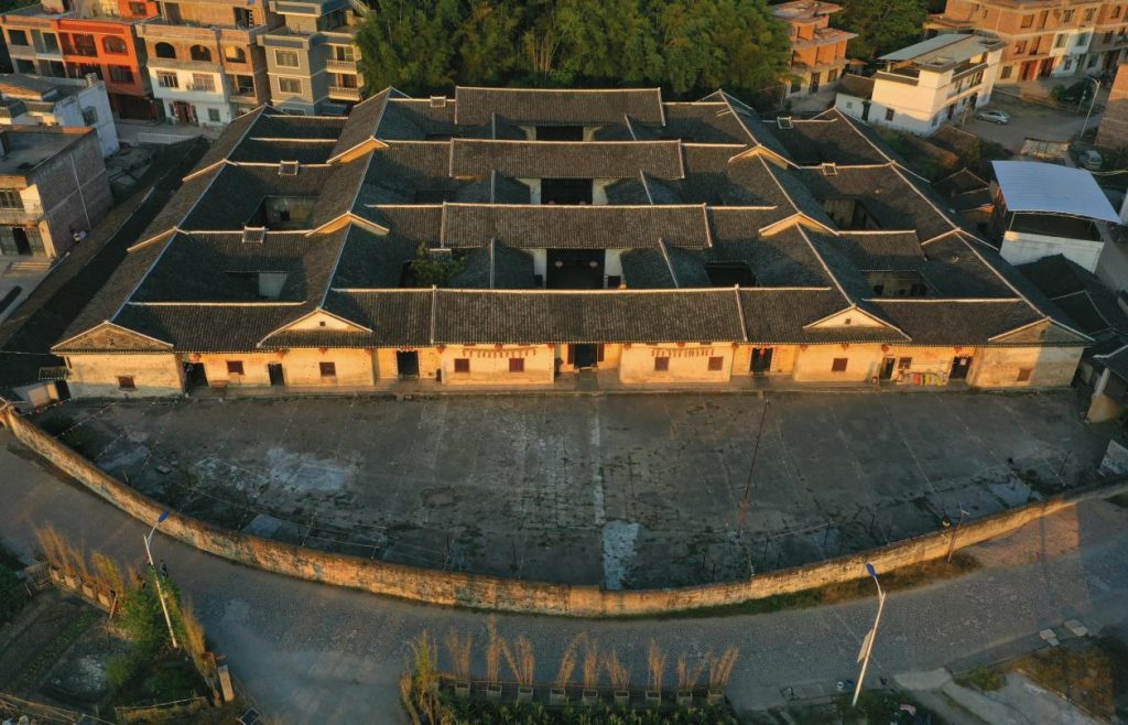 广西贺州有什么好玩的地方旅游景点推荐? 广西贺州有什么好玩的地方旅游景点推荐?