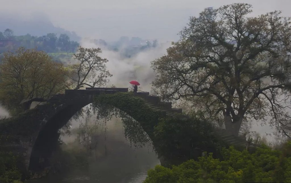 广西桂林旅游必去十大景点(本地人吐血推荐) 广西桂林旅游必去十大景点(本地人吐血推荐)