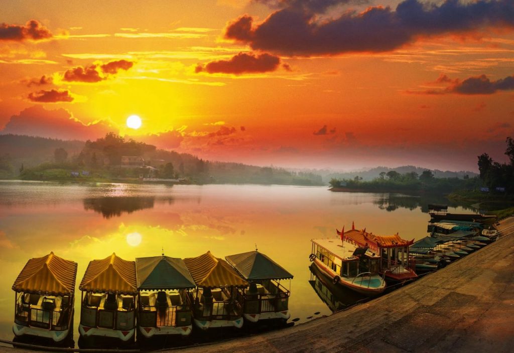 泸州旅游景点排名前十(泸州旅游攻略景点必去) 泸州旅游景点排名前十(泸州旅游攻略景点必去)